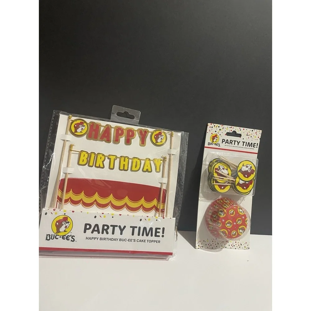 Bucees Buc-ee's Happy Birthday Cupcake Liners 24‎ (2) plus cake topper